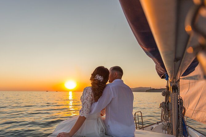 Luxury Diamond Head Sunset Sail - What to Bring for a Comfortable, Breezy Evening