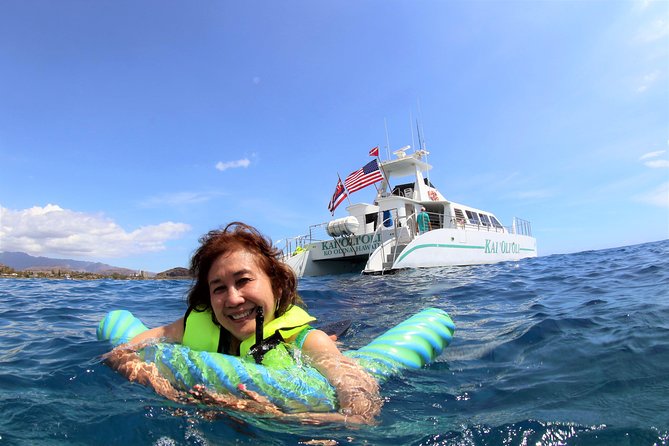 Luxury Snorkel Cruise, Local Buffet with Whale & Dolphin Watch - Stop One: The Wildlife Hunt Along Oahu’s West Coast