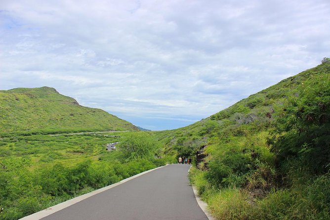 Makapu’u Lighthouse Trail and Shuttle Service - Makapu’u Lighthouse Trail: The Paved Hike That Still Builds a Sweat