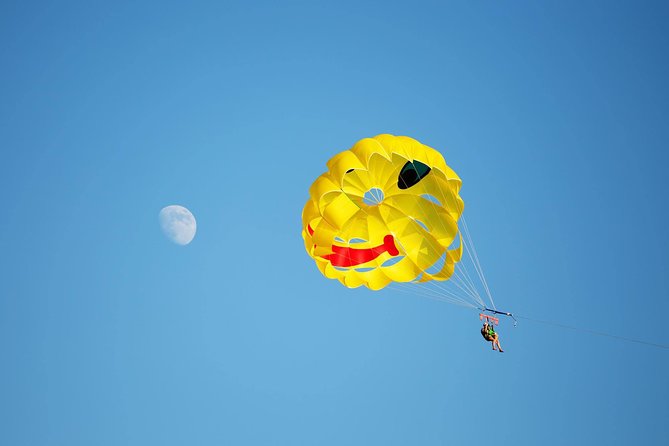 Maunalua Bay Higher Flyer Parasailing Adventure - Where Maunalua Bay fits in your Oahu day