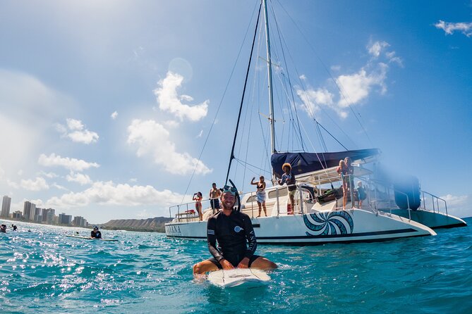 Moana’s Waikīkī Grand Guided Turtle Snorkel & Sailing Adventure - Drinks on the ride back, and why the onboard comforts matter