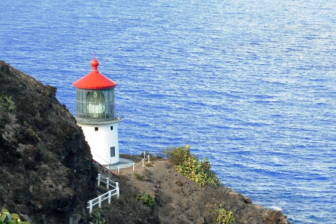 O‘ahu Highlights Private Guided Tour: Landmarks & Architecture - Iʻolani Palace: where Hawaiian royal power meets high-tech design