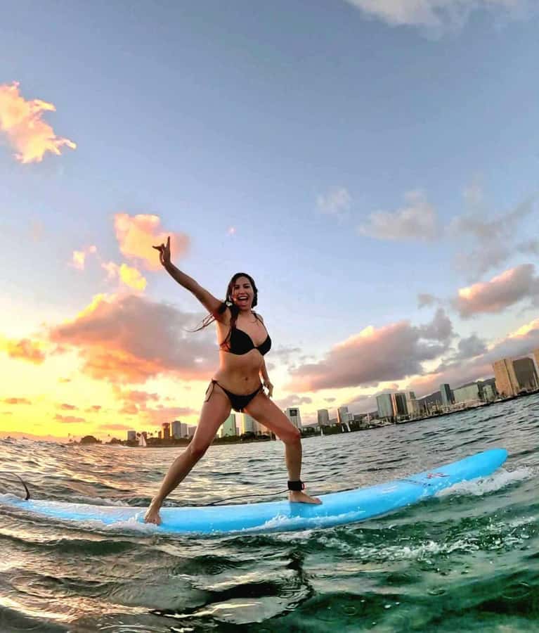 Oahu: 1-on-1 Surfing Lesson in Waikiki - A private 75-minute lesson in Waikiki, built for real first-timers