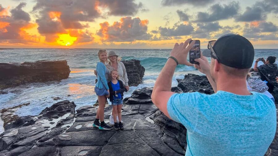 Oahu: 10-Hour Sunrise & Island Tour — Perfect First Day - Why this sunrise start is worth the early wake-up