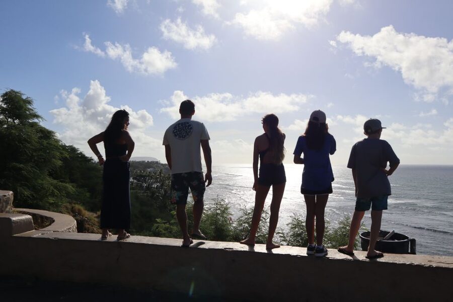 Oahu: Active Circle Island Tour - Starting smart: Diamond Lookout, Halona Blow Hole, and that Duke photo