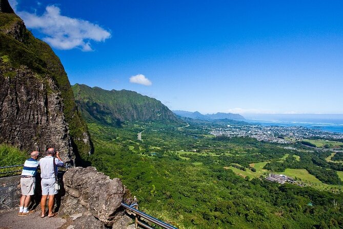 Oahu Circle Island Tour with Waimea Waterfall - Sunset Beach and Laniakea Turtle Beach on the North Shore