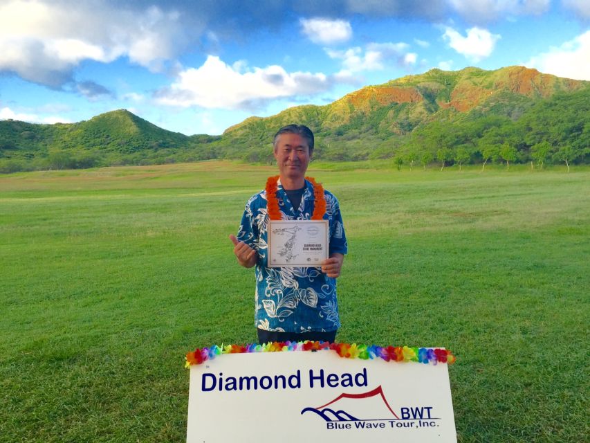 Oahu: Diamond Head Hike with Roundtrip Transportation - Diamond Head State Monument: self-guided, but not “figure it out” stress