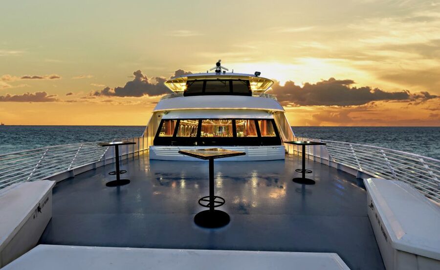 Oahu: Friday Night Fireworks Cocktail Cruise - Boarding The Majestic at 177 Aloha Tower Dr