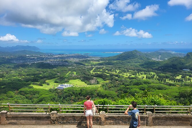 Oahu Fun Circle Island Tour With Pickup - North Shore lunch at Kahuku, plus shave ice time