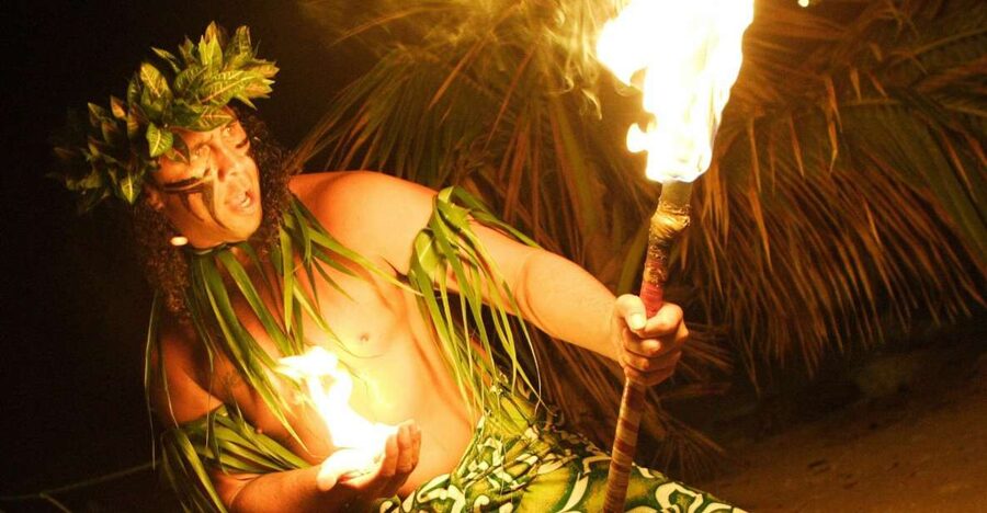 Oahu: Germaine's Traditional Luau Show & Buffet Dinner - Key points I’d plan around