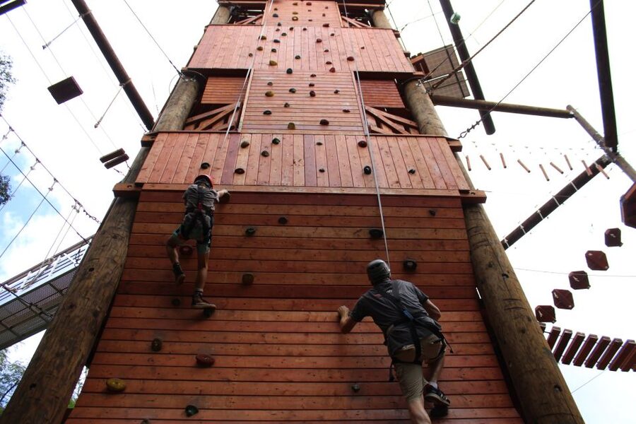 Oahu: High Ropes Adventure, Climbing, & Rappel Experience - Height, weight, and health limits: who this is for