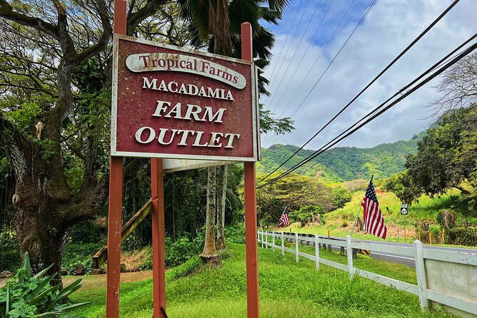 Oahu Island Experience feat the North Shore (Small Group Tour) - Kahuku Sugar Mill for the North Shore meal moment