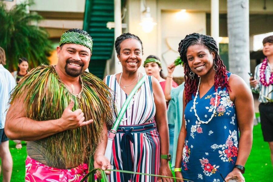 Oahu: Ka Moana Luau Dinner and Show at Aloha Tower - Pre-show culture stations: do the activities or just watch