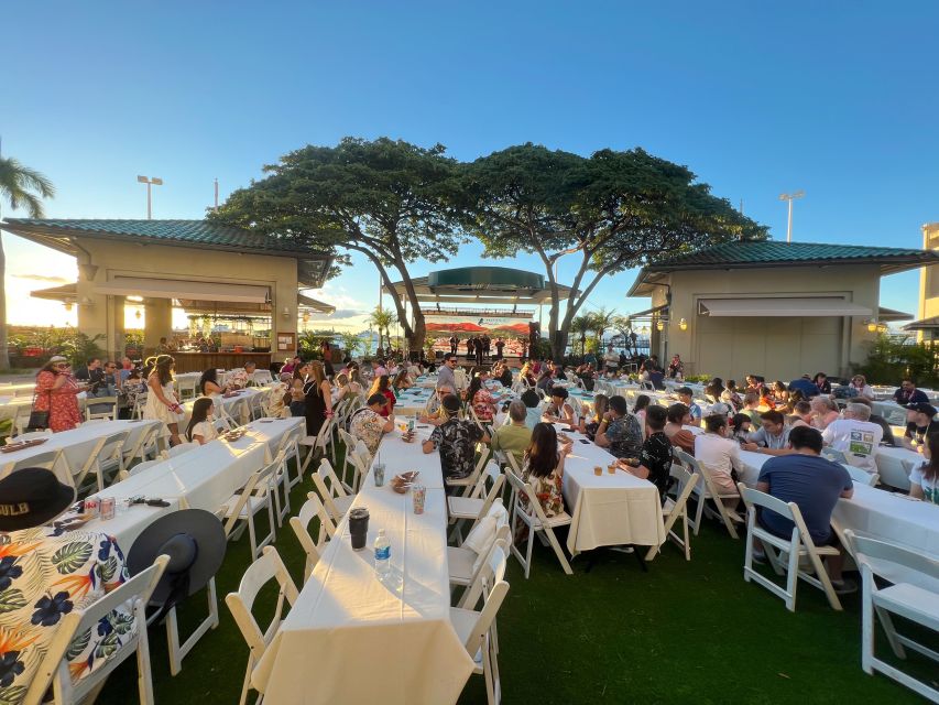 Oahu: Ka Moana Luau Dinner and Show at Aloha Tower - The buffet dinner: what is truly included