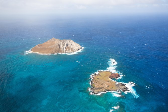 Oahu: Magnum PI Hughes 500 4-Passenger Doors-Off Helicopters - Cold Wind, Seat Belts, and Getting Your Photos Right