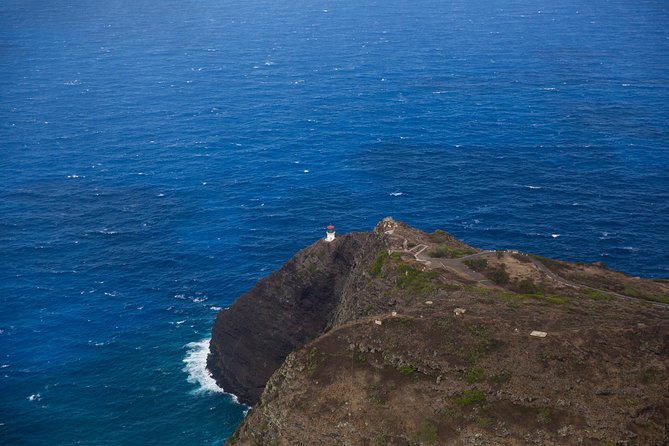 Oahu: Magnum PI Hughes 500 4-Passenger Doors-Off Helicopters - Who This Tour Fits Best (and Who May Want a Plan B)
