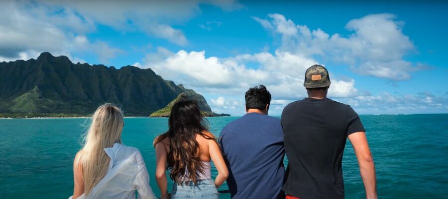Oahu: Molii Fishpond and Kaneohe Bay Catamaran Tour - Days it runs, weather reality, and day-of-bay rules