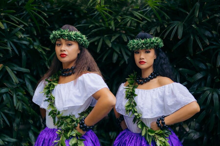 Oahu: Pa'ina Luau Waikiki at Waikiki Beach Marriott Resort - Hula for Queen Liliʻuokalani plus Polynesian royal history