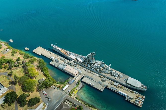 Oahu: Pearl Harbor Complete Experience Passport - Punchbowl Crater Memorial: A Required Human Pause