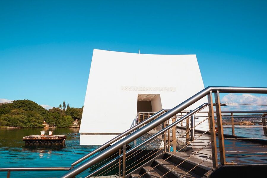 Oahu: Pearl Harbor, USS Arizona, and City Tour - Downtown Honolulu narration: passes of Iolani Palace to City Hall