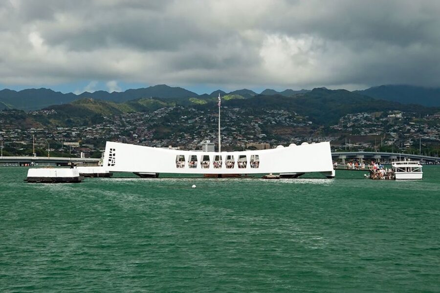 Oahu: Premium Missouri, Arizona & Top of the Tower Tour - USS Missouri: docent-led decks where the story lands