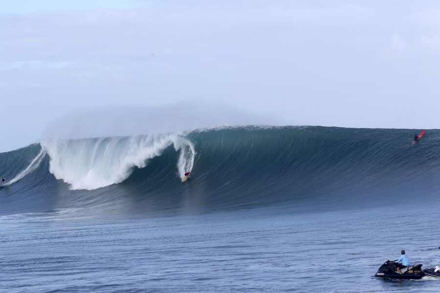 Oahu: Private Surfing Lesson with Local Big Wave Surfer - Beach briefing: etiquette, stance, and staying out of trouble