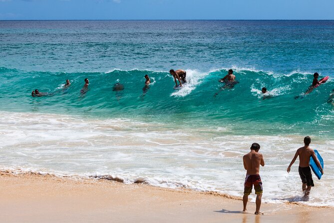 Oahu's Ultimate Grand Circle Island Tour with Snorkeling and More - Byodo-in Temple: quiet gardens plus a paid admission moment