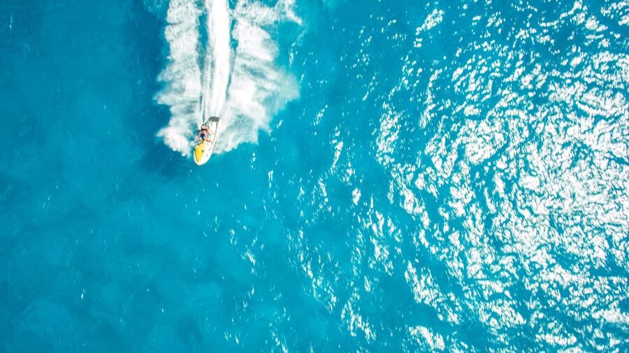 Oahu: Tandem Jet Ski Adventure on Maunalua Bay - Maunalua Bay versus Waikiki, why the location matters