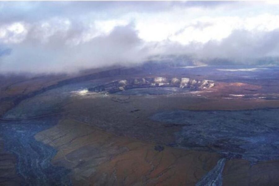 Oahu to Big Island Volcanoes National Park Adventure Tour - Banyan Tree Drive and Richardson black sand beach in the same breath