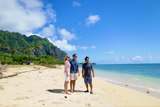 Oahu Uncovered: Full Island Tour with a Local Guide - Tropical Farms for macadamia treats: the easy souvenir win