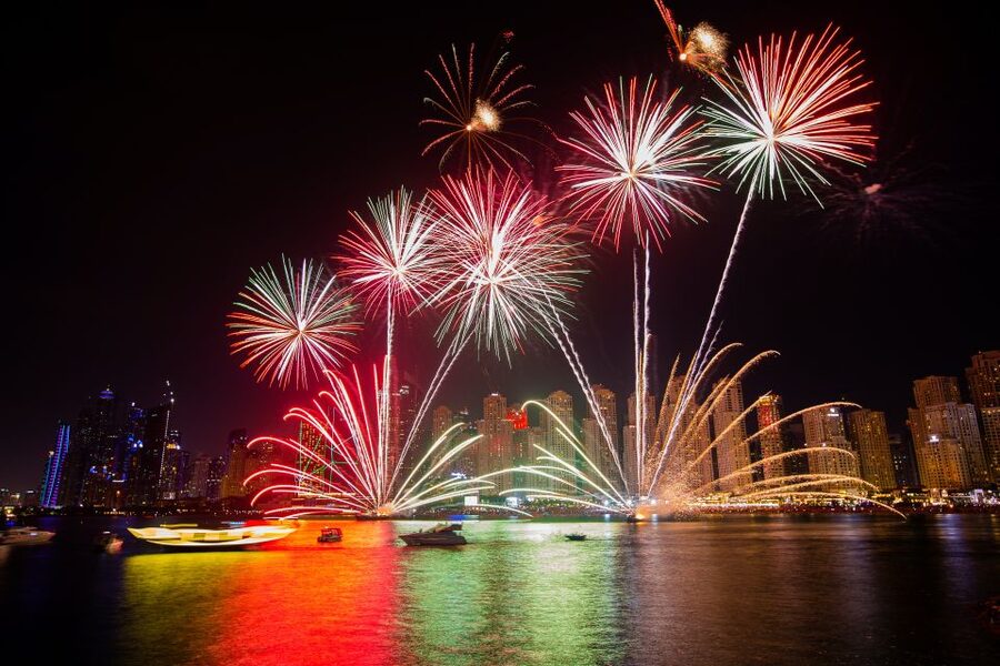 Oahu: Waikiki Fireworks Boat Cruise from Oahu - Waikiki Fireworks From Pier E, With Real Water-Level Views