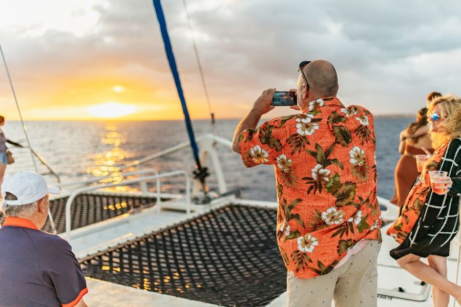 Oahu: Waikiki Sunset Catamaran Cocktail Cruise - Key things to know before you go