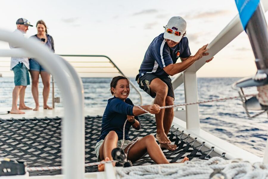 Oahu: Waikiki Sunset Catamaran Cocktail Cruise - Premium Bar and Light Bites: Drinks Flow, Food Keeps It Simple