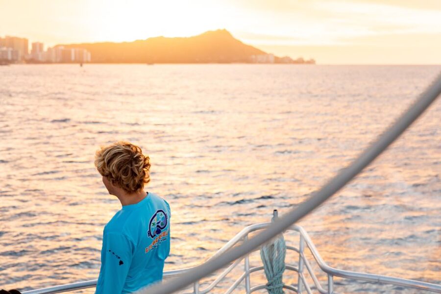 Oahu: Waikiki Turtle Canyons Cruise and Snorkel Excursion - Who Should Book This Snorkel With Turtles?