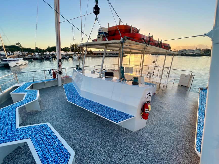 Oahu: Waikiki Whale Watching Cruise - Comfort Details That Matter More Than You Think
