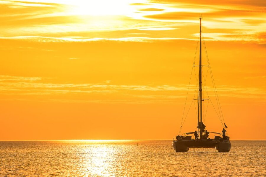 Oahu: West Oahu Sunset Cruise with Cocktails and Appetizers - Drinks and Snacks for $89: The Value Math That Actually Helps