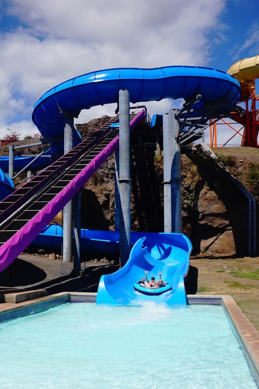 Oahu: Wet 'n' Wild Waterpark Ticket with Waikiki Transfer - Enter Shaka and the Tornado, the two headline rides