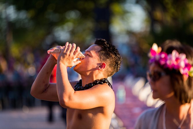 Paradise Cove Luau - Dinner at Paradise Cove: Buffet Food, Vegetarian Options, and Real Value