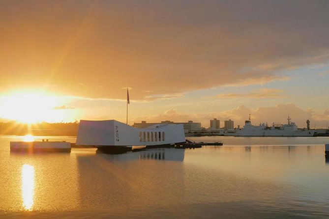 Pearl Harbor Arizona Memorial - Honolulu Tour - Submarine Access - Time and pace: where value is won or lost