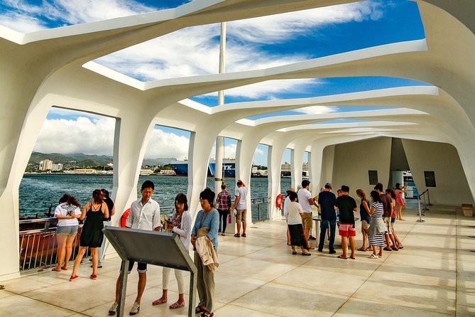 Pearl Harbor: Arizona & Missouri Battleship Tour From Maui, Big Island & Kauai - Pearl Harbor at 5:00 am: the Honolulu pickup day plan