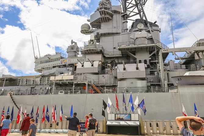Pearl Harbor: Arizona & Missouri Battleship Tour From Maui, Big Island & Kauai - USS Arizona Memorial: making the shift from museum to water