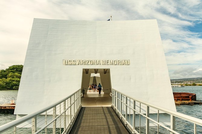 Pearl Harbor: Arizona & Missouri Battleship Tour From Maui, Big Island & Kauai - Who should book this Pearl Harbor Arizona and Missouri tour