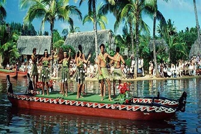Pearl Harbor, Dole Plantation, Polynesian Center from Waikiki - Seat, AC, and timing: the small things that can change your day
