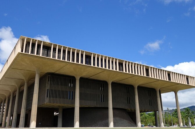Pearl Harbor [Early Access], USS Arizona & Historic Honolulu Tour - Downtown Honolulu on Foot: Palaces, Statues, and the Eternal Flame