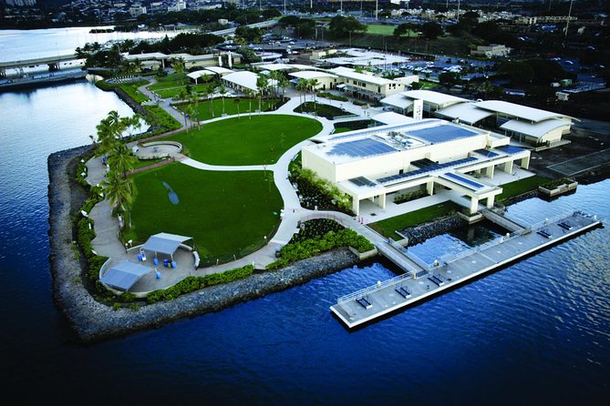 Pearl Harbor Official Deluxe Multimedia and VR Tour Combo - VR at the Pearl Harbor Virtual Reality Center, choose your scene