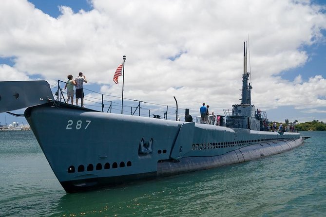 Pearl Harbor, USS Arizona and Honolulu City Tour - Early Pickup and the Air-Conditioned Ride to Battleship Row