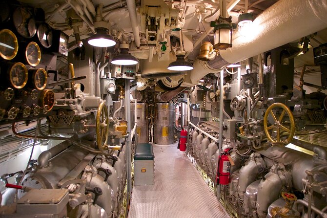 Pearl Harbor USS Arizona & Bowfin Submarine - Price and logistics: $59, a tight schedule, and why it works