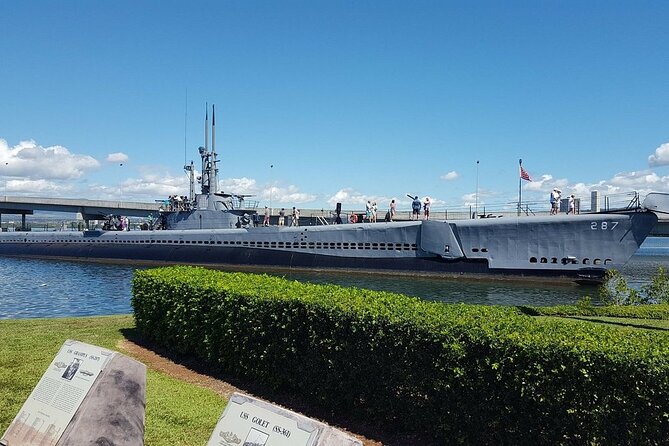 Pearl Harbor USS Arizona & Bowfin Submarine - Punchbowl Crater and the quick Honolulu historic look