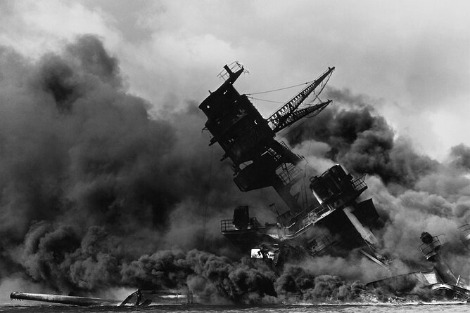 Pearl Harbor USS Arizona & Bowfin Submarine - How to get the most from the free audio guides and limited time