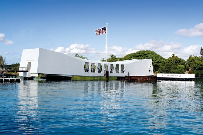 Pearl Harbor, USS Arizona Memorial & Honolulu City Tour - Honolulu to Pearl Harbor, Without the Stress